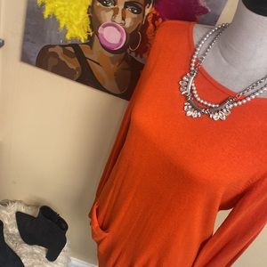 3/$50 ✨ Jennifer Lopez Classy & Chic Tunic Sweater